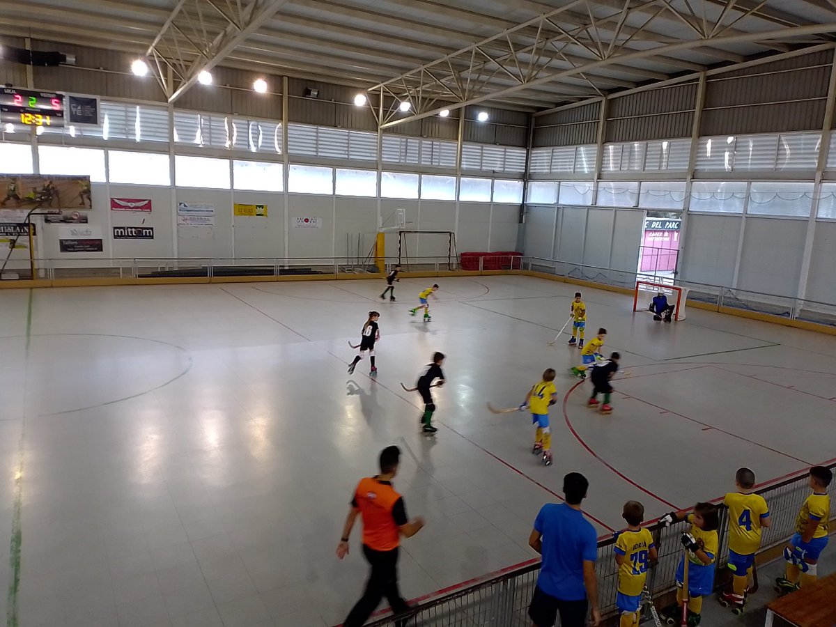 HoqueiAmposta's tweet photo. Jornada d'ahir dia 16 octubre, benjamí plata Tarragona #chpSmartphoneAmposta davant el conjunt del @CHVilaseca 'B' #smartphoneAmposta #codibinari @EsportsAmposta @irccid @MarcFornos https://t.co/FsFGUVcCgb