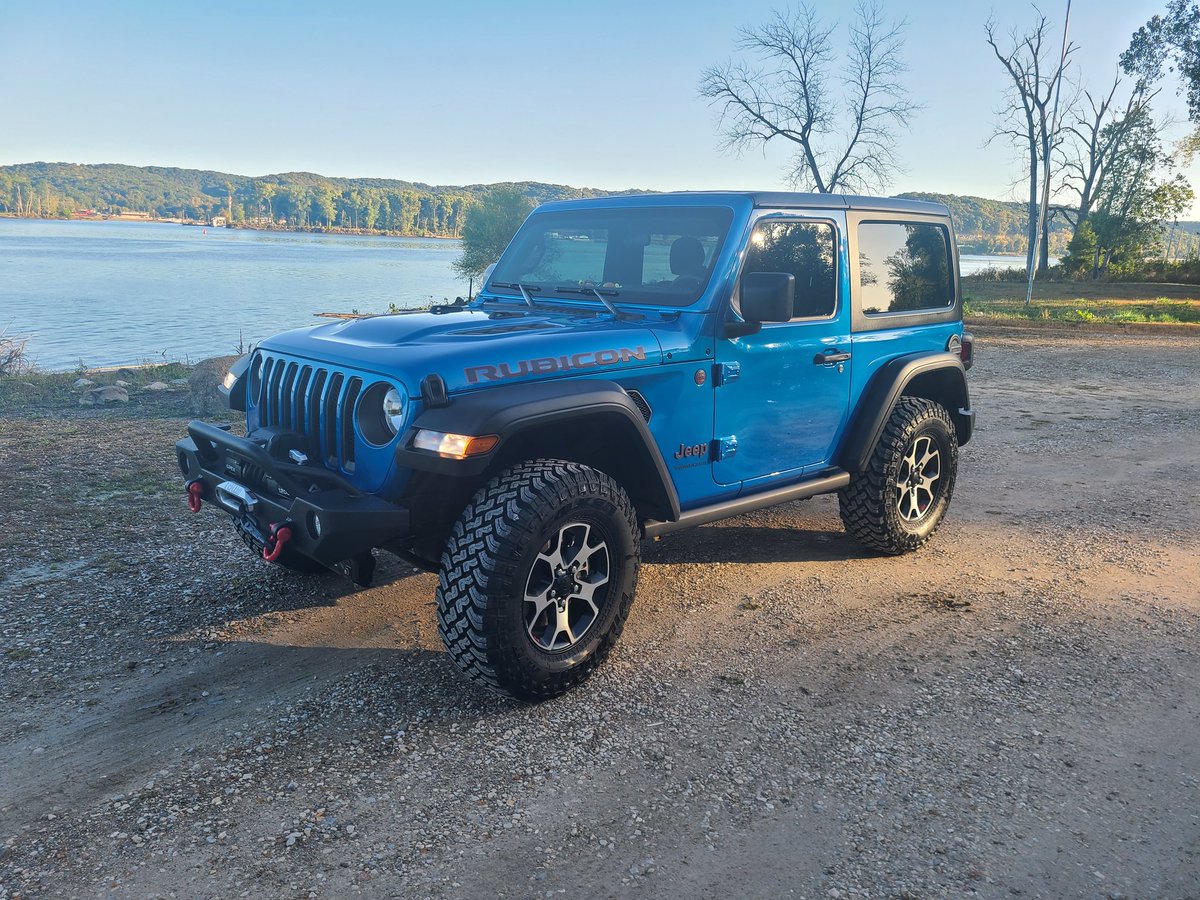 Getting ready to head to Grafton on the ferry. Looks like it's going to be an amazing day