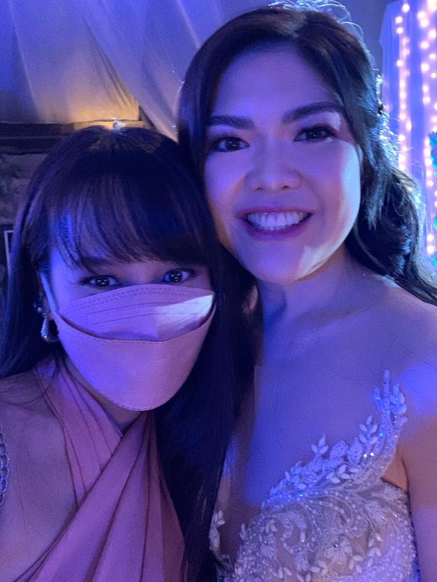 joikrisler's tweet photo. #perfecttimingniTABSfinALY 👰‍♀️🤵‍♂️
#HSloves ❤️ https://t.co/ZXM1HCkCAg