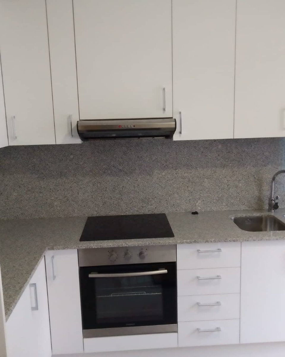 FusteriaL's tweet photo. Reforma de cuina acabat blanc mat.
□
At work 🌲🔨
#emuca
#blum
#viefe
@FusteriaL
@FustesEsteba
@GremiFustaMoble
@AcebBergueda
@AcebSuma
@FomentTreball https://t.co/AjiN211nTE