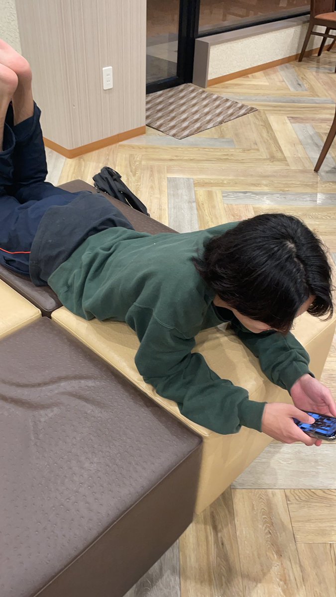 rikutorz's tweet photo. 床オナすんな https://t.co/dPxjp7fDXd
