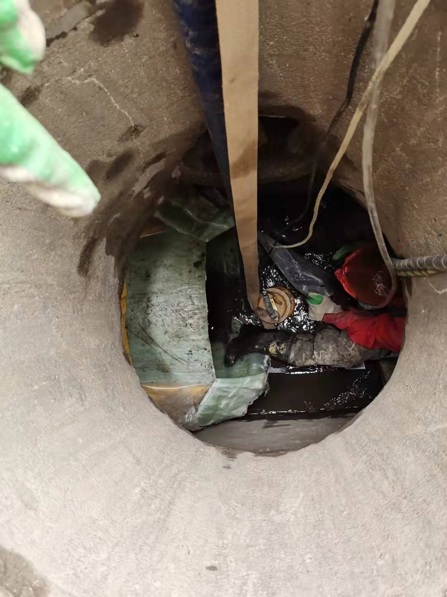 The DN750 connection is displaced, client has to use our SIL3000 CIPP UV lining system DN150-600 to cure it. finally they  succed to do the work. congrats. #CIPPUVLINING#CIPP#PIPEREHABILITATION#TRENCHLESSTECHNOLOGY#PIPEREPAIR#UVLINING#PIPERELINING