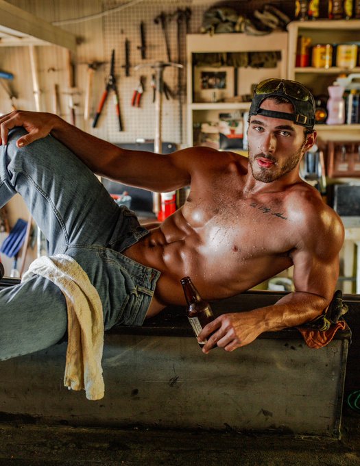 once the job is done 🍻 https://t.co/zDuvyfMZst https://t.co/oCnQ0Z5J6D