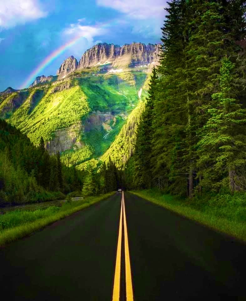 LoreleiEllen's tweet image. Let’s go for a drive to the end of the rainbow!

🛣🌈

#FindYourFrontier 
#Rainbow