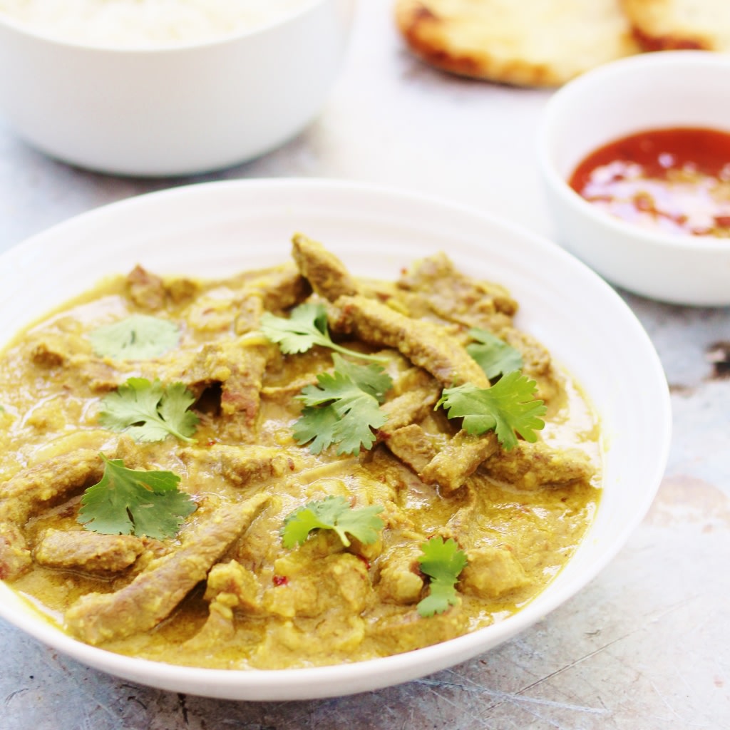 easypeasyfoodie's tweet photo. Had a delicious joint of roast lamb and wondering what to do with the leftovers? How about a quick and easy curry? This Leftover Lamb Korma takes just 25 minutes – perfect f... https://t.co/g7jNsT7KiG

#lamb #leftoverlamb #korma #lambkorma #lambcurry #loveyourleftovers #roastlamb https://t.co/Al7m0eCTbd