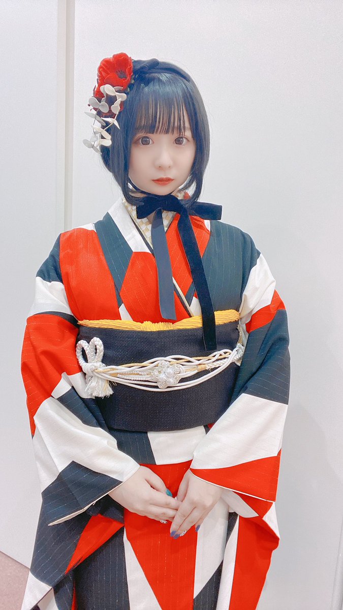 anco2001dance's tweet photo. 20歳になりました
19歳の私を支えてくださった皆様ありがとうございました。
20歳最初はガチイベが始まります。
楽しみましょう！ https://t.co/adEcOHbD7E