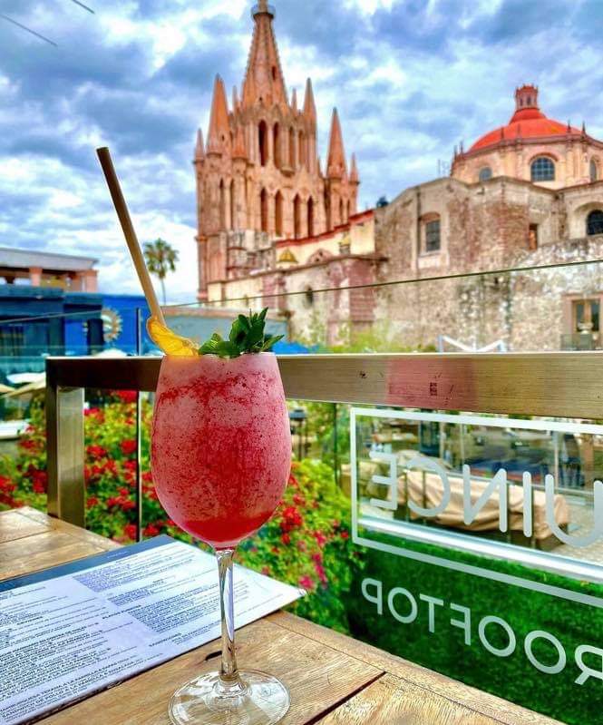 guanajuato's tweet photo. El día está perfecto para recorrer #SanMiguelDeAllende 😍❤️ ¿Cuando vienes a enamorarte de esta hermosa ciudad? #FelizDomingoATodos https://t.co/pufgWYHuly