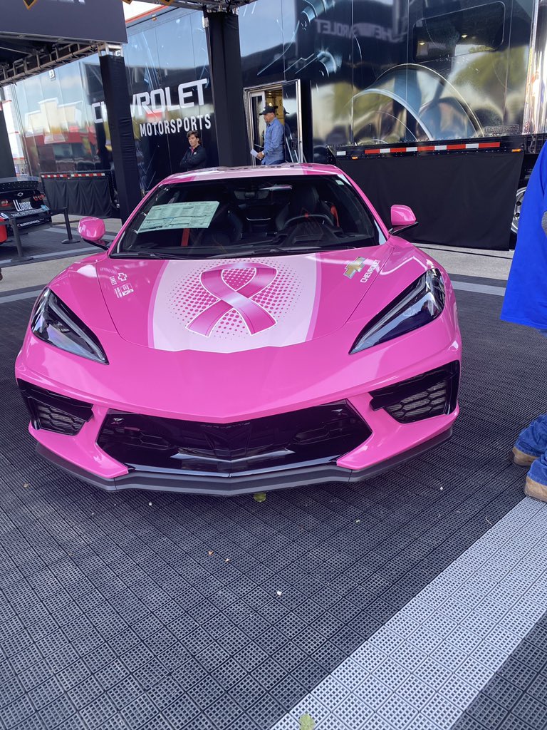 The whole Chevrolet VIP experience at Texas Motor Speedway with <a href="/SheilaShepWhite/">Sheila White</a> #WeDriveFor #HopeIsDope