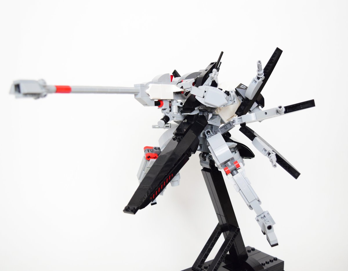ExclusivPlastic's tweet photo. MT-02 "Mako"
Mecha 2 out of 4, serves as the long-range support unit of the team. Features reconfigurable skirt armor to do a "full-burst" type mode along with a few other variations. See Flickr for more info: https://t.co/XDWzeXfSwI 
#LEGO #Mecha https://t.co/nvzWEZC7um