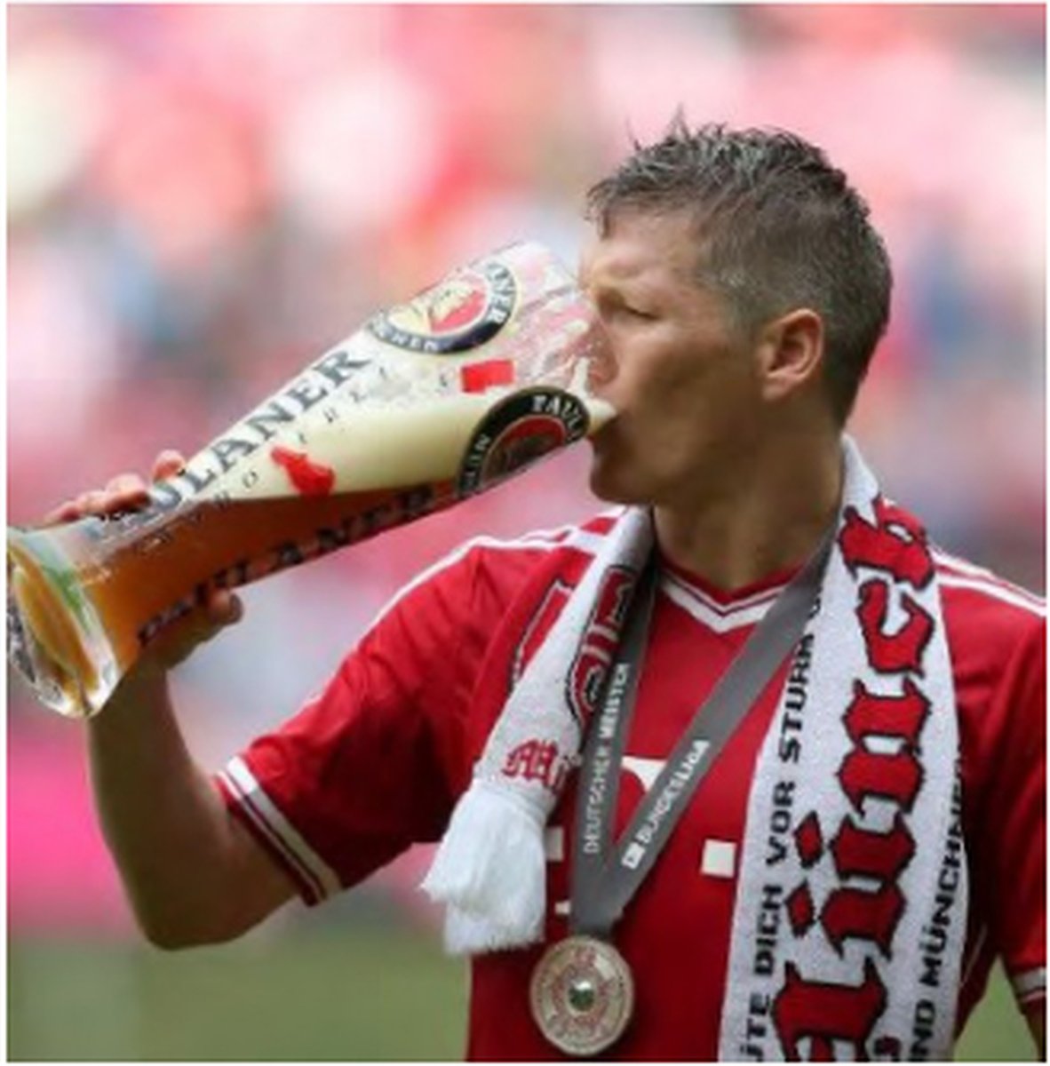 There is never a big enough glass of beer, is there? 
Show us your favorite beer!!