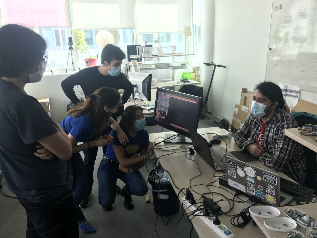 thomaswatteyne's tweet image. Look at it blink! Congrats to Alfonso Cortés demonstrating a #RISCV core running on a #TinyFPGA! Bringing hardware agility to the IoT. #SDMote  .@InriaEVA @inria_paris