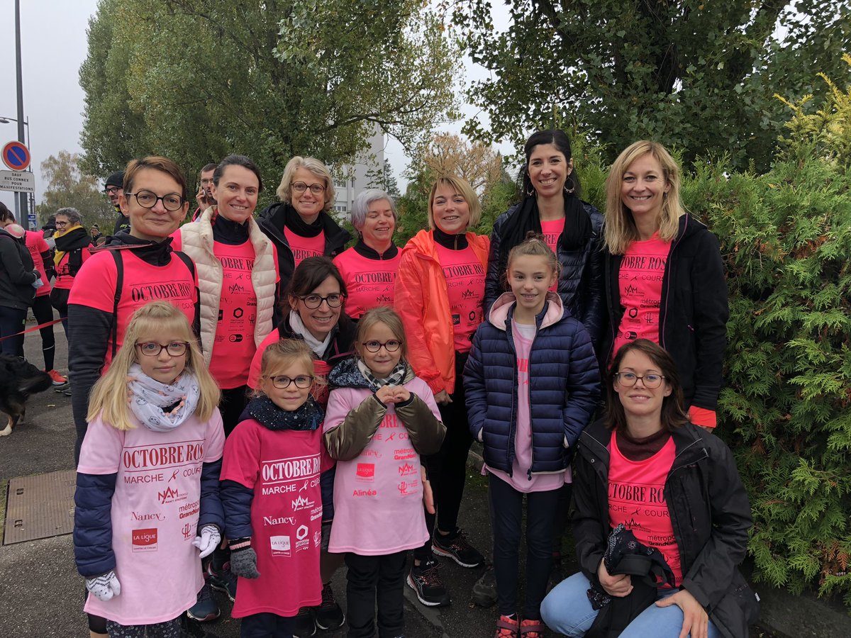 #Octobrerose2021 : une équipe #BanqueKolb aujourd’hui à @VilledeNancy 
#engagées