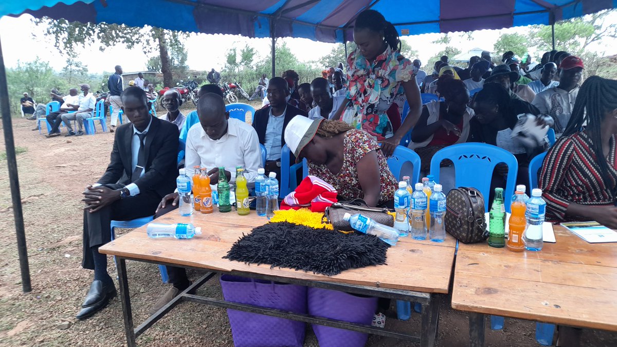 Youth Parliament in the making, we had our first launcheon at Kibiri ward, Rachuonyo North sub-County. Civic education and engagement <a href="/WAWAKenya1/">WA-WA Kenya</a> <a href="/footprints4c/">Footprints 4 Change</a> <a href="/Amref_Kenya/">Amref Health Africa in Kenya</a> <a href="/NAYAKenya/">NAYA Kenya</a> <a href="/JulianiKenya/">Juliani.ke 🇰🇪</a> <a href="/CavinOdera2015/">Cavin Odera</a>