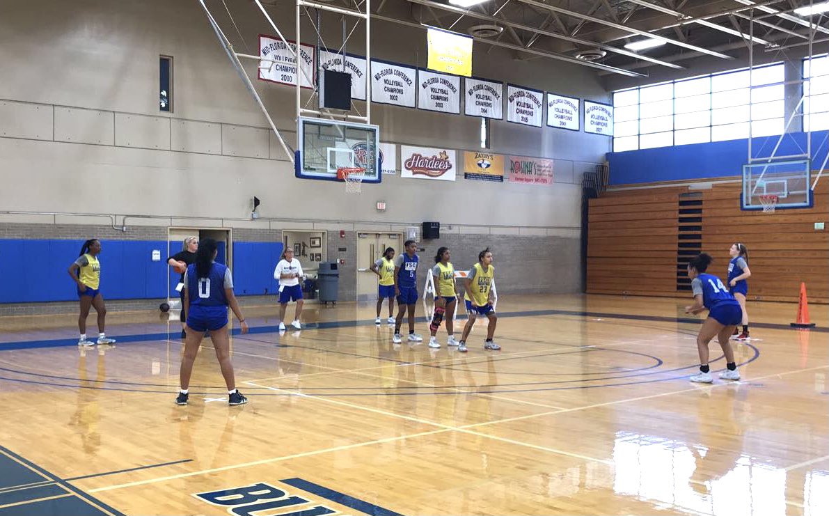 FSCJWBB's tweet image. Proud of our crews effort and progress yesterday. With 16 days until we tip-off and still working to find our routine, build our team and staff; little steps are big moves. Rebuilding is hard, but a strong foundation is essential for long-term success. Marathon, not a sprint 🌊🏀