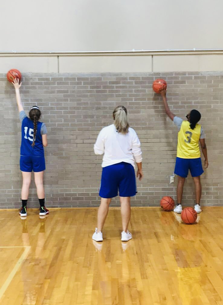 FSCJWBB's tweet image. Proud of our crews effort and progress yesterday. With 16 days until we tip-off and still working to find our routine, build our team and staff; little steps are big moves. Rebuilding is hard, but a strong foundation is essential for long-term success. Marathon, not a sprint 🌊🏀