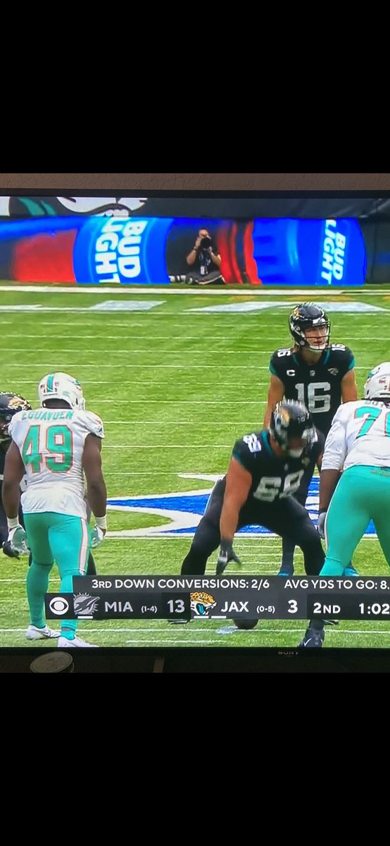 coachfletch85's tweet photo. Sometimes itโs unreal to me that one of my @LC_PAT_NATION brothers is in the league, but then I realize itโs not bc of all the hard work @SamEguavoen13 put in to get there. #GISDProduct #ForeverLC #RecruitLC #FinsUp https://t.co/uqRSEBAyiP