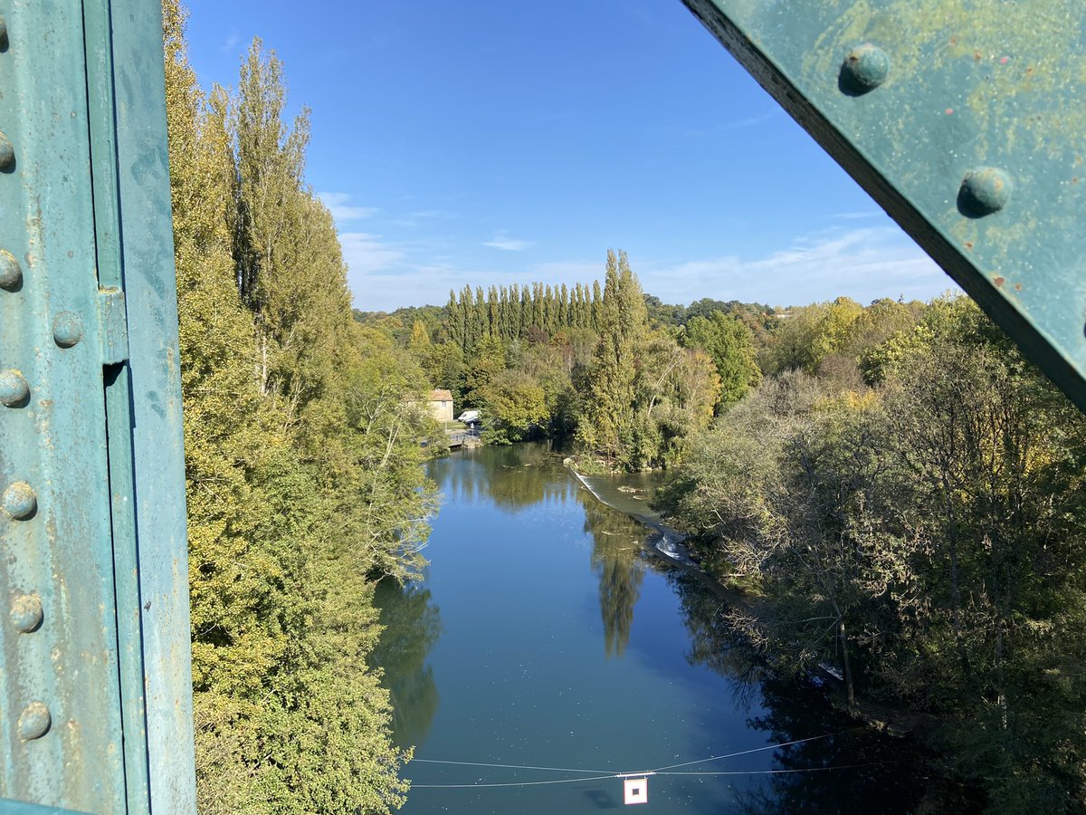 De chouettes balades à faire dans  #GrandPoitiers à vélo 🤩☀️
Aujourd’hui, pour moi, c’était le viaduc du St Benoit 
Cc <a href="/BPeterlongo/">Bernard Peterlongo</a>