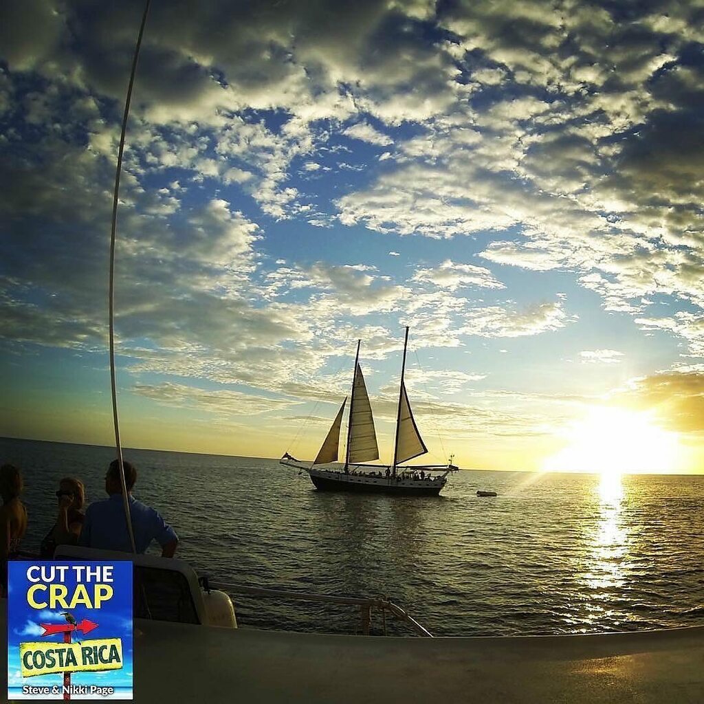 Sailing through the weekend like...⛵️🐬🐳🌤🌅
on the @marlindelrey looking at the @bluedolphintamarindo. Both offer great sunset 🌅 cruises.
#costarica🇨🇷 #sailing
•
Read Free sample How To Move To Costa Rica From The US: Passport To Paradise
bit.ly/3gp047E
•
☝🏼Link …