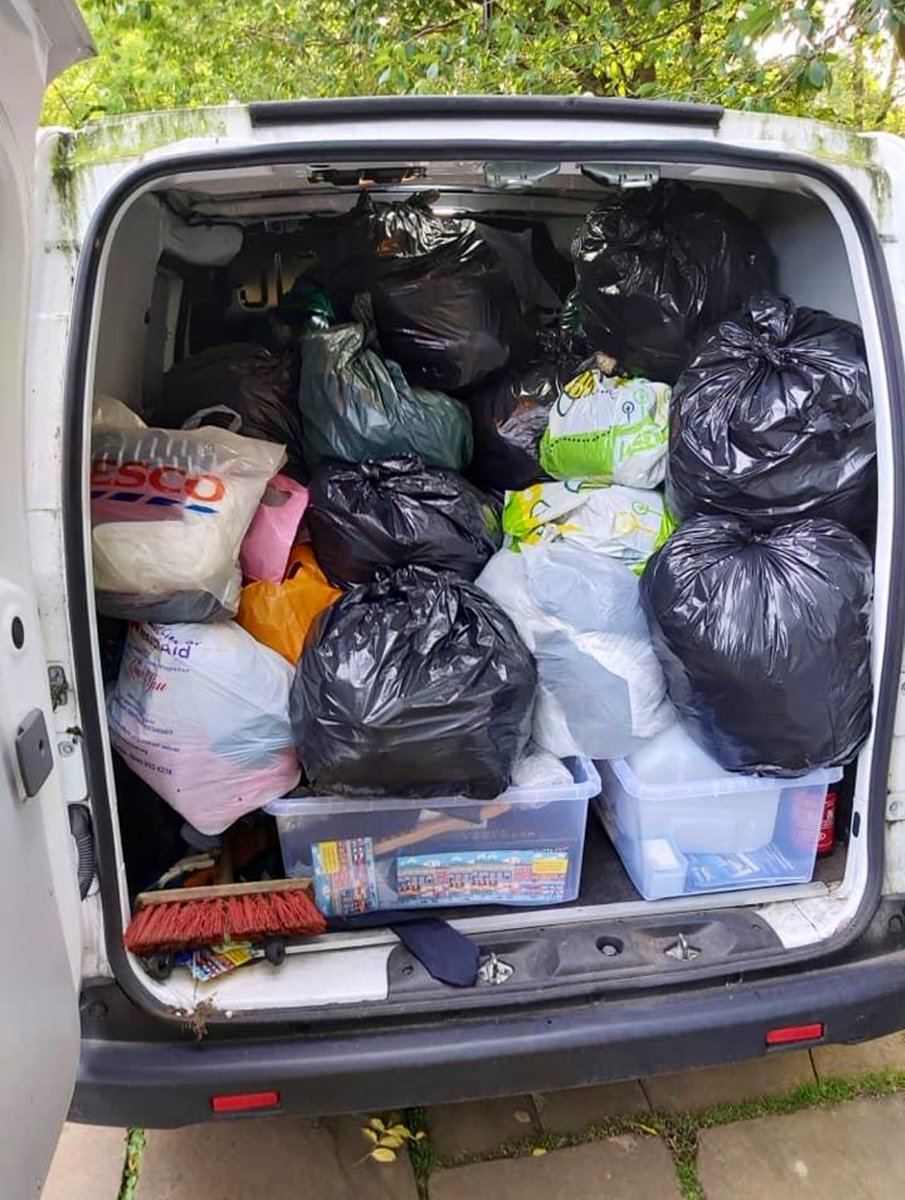 BeneficeBatley's tweet photo. Our van loaded with donations of clothing for refugees settling in #Kirklees, and one of our car loads of donations of food for @BatleyFoodBank. These collections were made as part of our Harvest Festival appeal. 

Thanks to all who gave. https://t.co/rdNClqeo9W