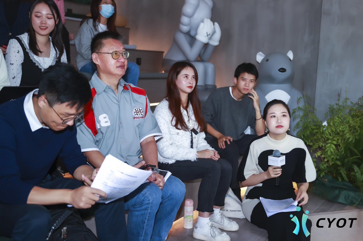 TotallyRAIDiCal's tweet photo. Giving some life advice during “First Generation College Students in China” research report press conference by nonprofit group China Youth of Tomorrow so young people can build up the needed confidence to tackle the future with Grit and Perseverance! #CYOT #YouthEmpowerment https://t.co/kYixmBHbxe