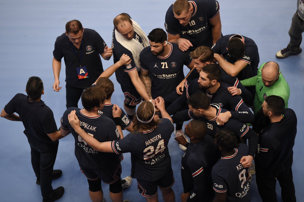 psghand's tweet photo. 47': Temps-mort posé par @TeamChambe après un but signé @Nedim_Remili
29-23 #PSGCSH https://t.co/C3Gj0DMLJ6