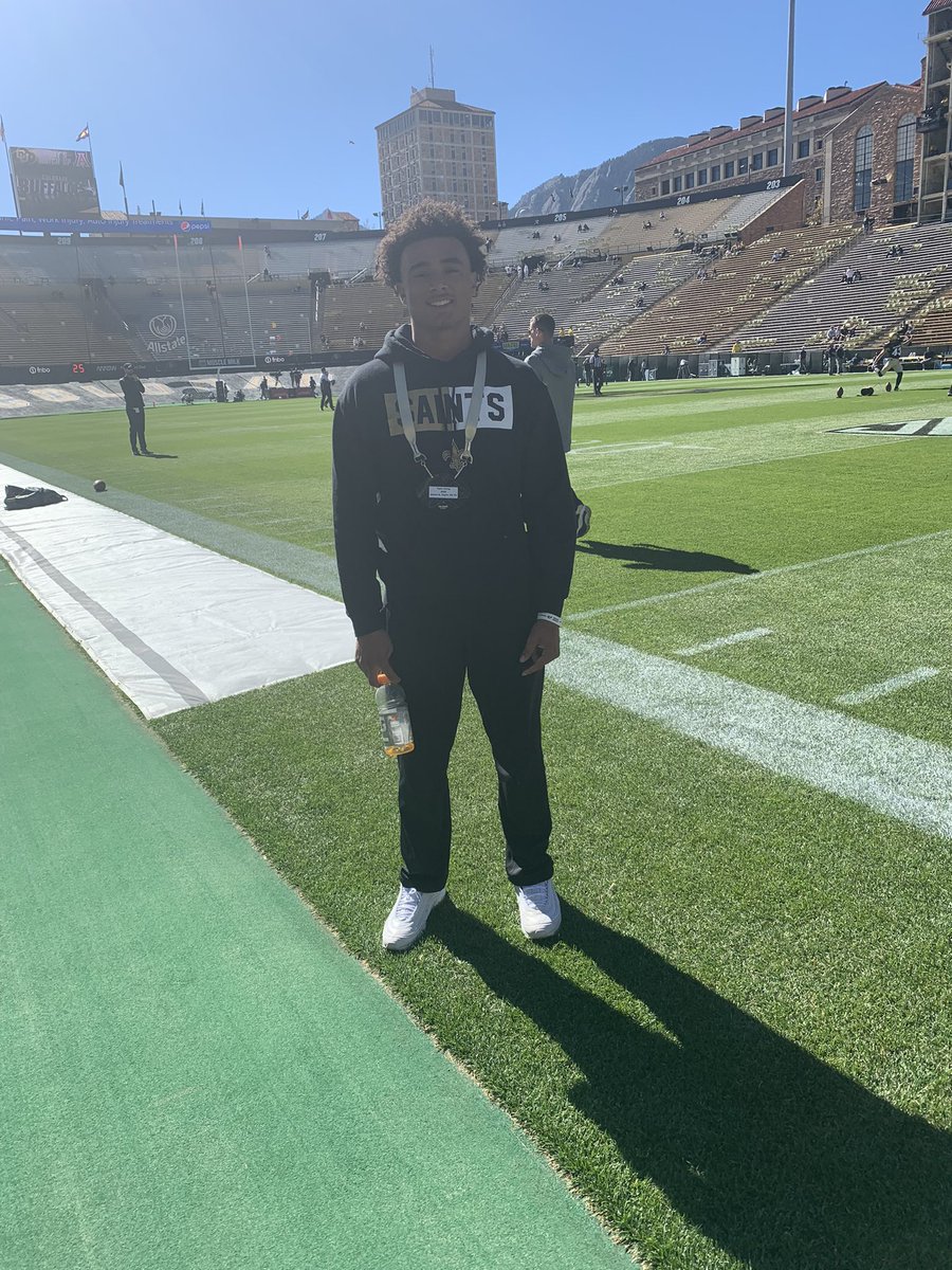 Really enjoyed myself this weekend on my visit to <a href="/CUBuffsFootball/">Colorado Buffaloes Football</a> . Beautiful city, amazing people , and a amazing Coaching staff . Thank you <a href="/djbryant13/">Dj Bryant</a> <a href="/DarianLH3/">Darian Hagan SDSU</a> <a href="/k_dorrell/">Karl Dorrell</a> <a href="/cdorrell18/">Chandler Dorrell</a>  for hosting me and my family , can’t wait to come back🖤💛