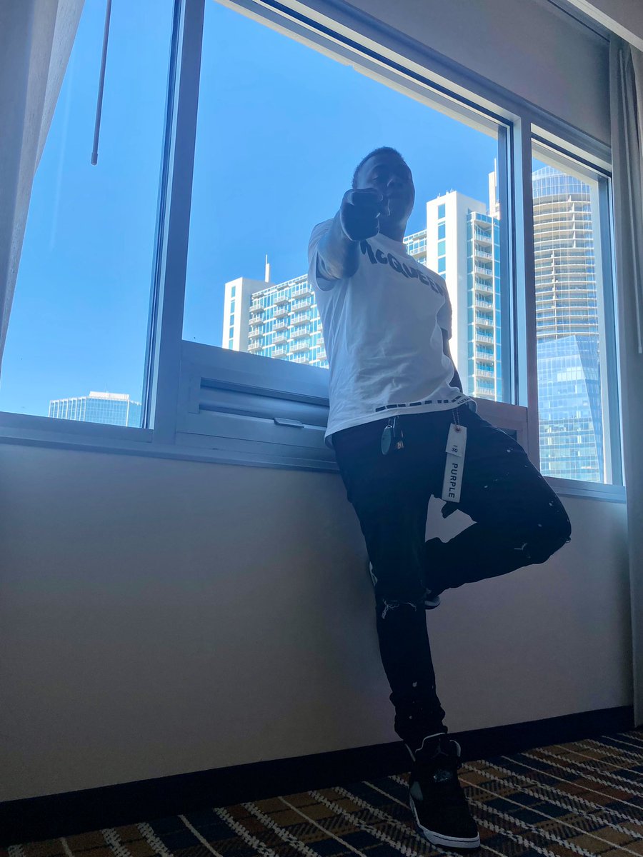 800Bandz's tweet photo. https://t.co/3FHUKf4J2f