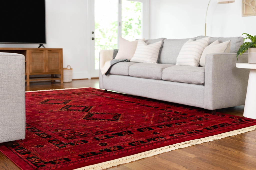unique_loom's tweet image. Add a touch of elegance to your home with our Tekke collection rugs. Available in deep reds and maroons, these rugs will be the perfect addition to cozy up your space this fall season.
.
.
.
#ids #hpxd #imc #asid⁠ #uniqueloom #uniqueloomrugs⁠ #DesignOnHPMkt⁠