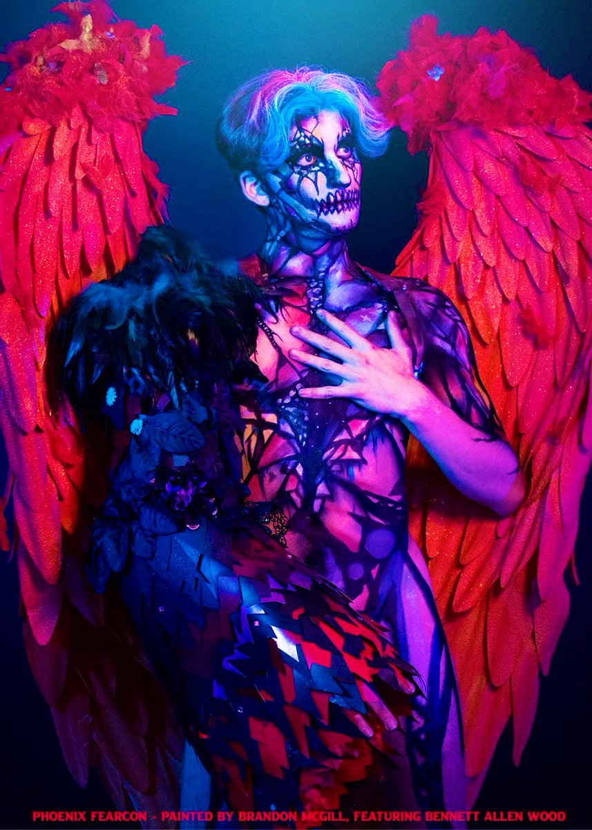 bennettalnwood's tweet photo. I must’ve had *one* too many Redbulls
#LGBTQIAwesome #PhoenixFearCon
art by the ever-so-talented
@bodyartbrandon 🦋💀 https://t.co/qdTiBz2qMW