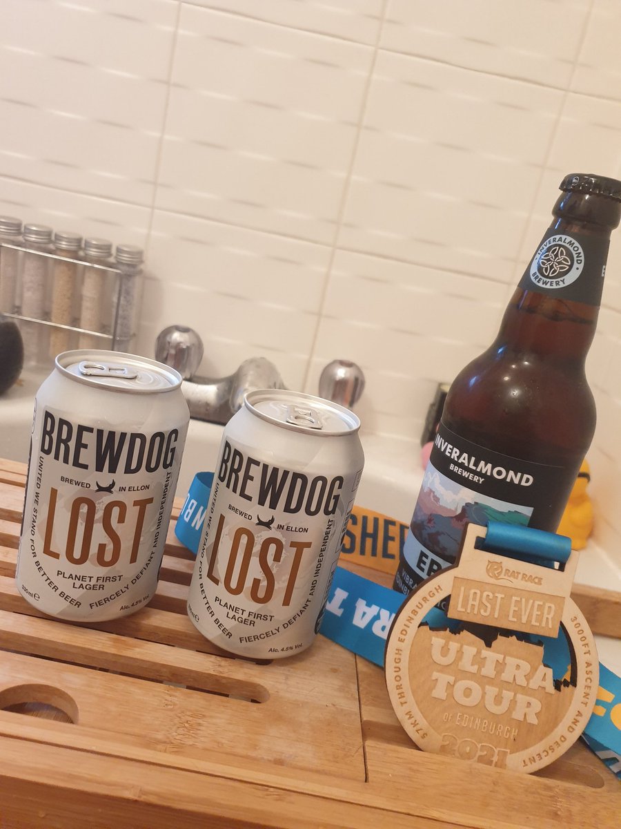 DRMSport's tweet photo. 'Do an ultra' I thought...so I did π
@RatRaceHQ Ultra of Edinburgh completed. 57km of hills and sights, brutal yet pleasurable...just a normal Sunday π
Now soaking the old legs in the bath & supping a #righteouspint π»πΊ
Is this good form @MikeBubbins @elisjames @SteffGarrero? https://t.co/0dHDSFByP2