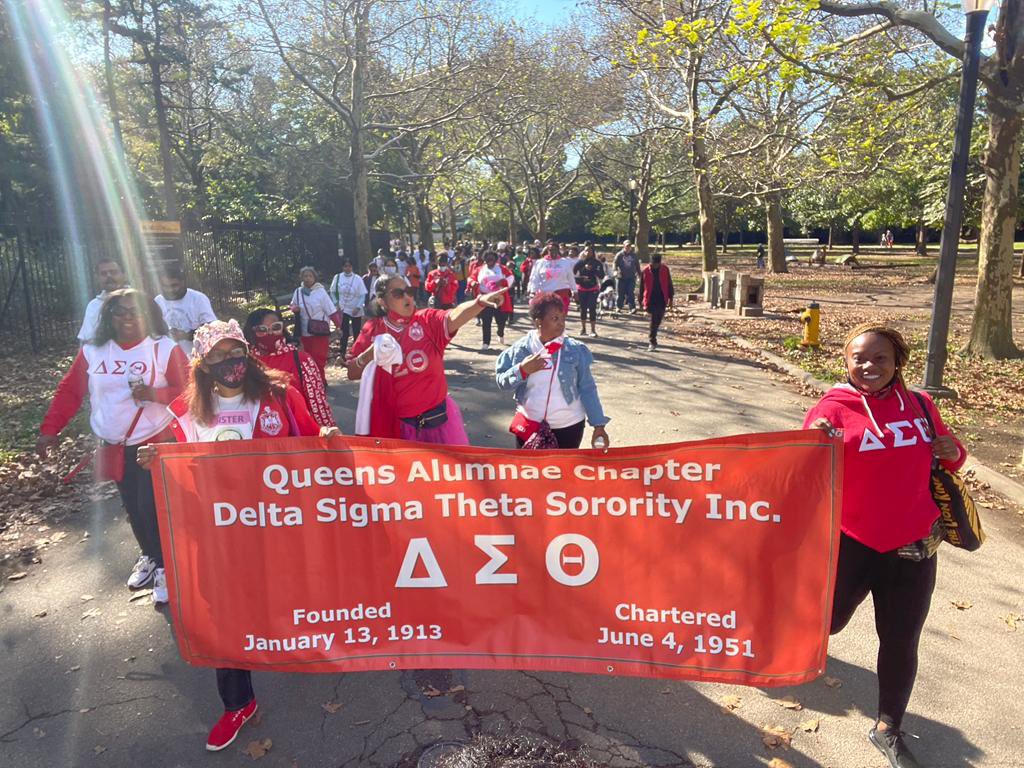 DSTQuAC's tweet photo. Thank all those who donated and walked with us today at the Making Strides Against Cancer Walk. We surpassed our goal raising almost $4000 to help fight against this deadly disease and fund breakthrough research๐
#DSTQuAC
#QuACHealthTaskforce
#MakingStridesAgainstCancer https://t.co/sz5ZVMIKBD
