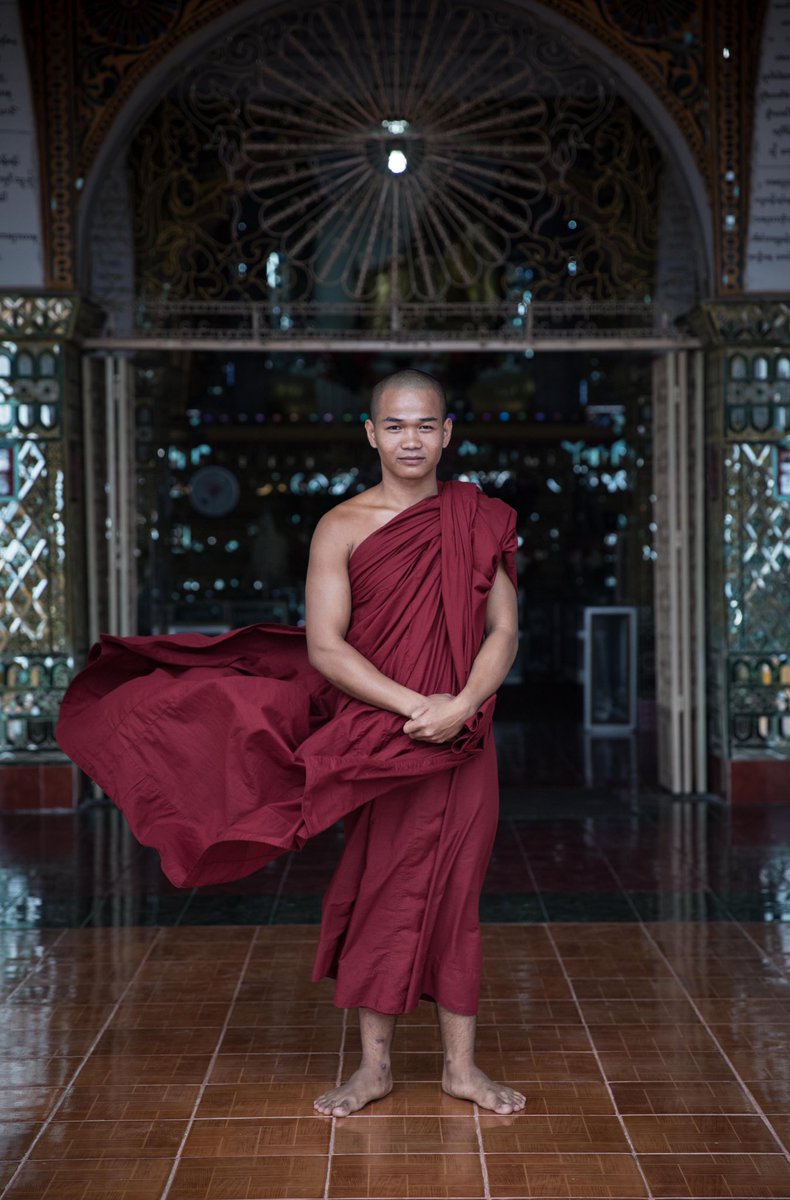 My true passion: real-life portraits. China, Nepal, Bangladesh, Myanmar.
.
Hey Twitter, blow this up and help me prove that we wanna see more from #photographers than just white girls in yoga pants on mountaintops.