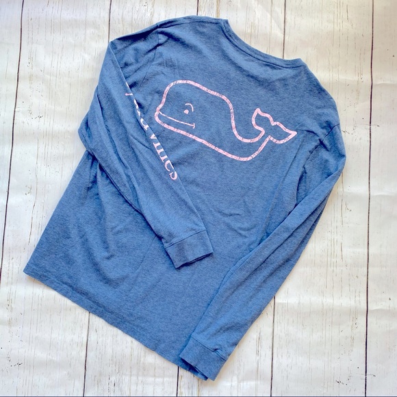 courttmitchh's tweet photo. So good I had to share! Check out all the items I'm loving on @Poshmarkapp from @thriftyposhmom3 #poshmark #fashion #style #shopmycloset #softsurroundings #glamour #vineyardvines: https://t.co/rje70cFxG2 https://t.co/CqjDGLwBKd