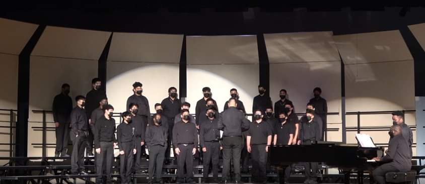 Davis High School Choir tweet media