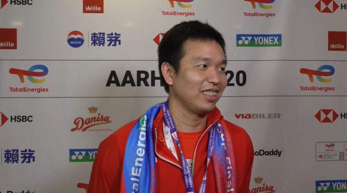 BadmintonTalk's tweet photo. Post match interview

Congratulations Hendra, Thomas Cup champion. How do you feel?

Hendra Setiawan: "I don't know. I cannot express this feeling. I am just happy."

#ThomasCup2020 https://t.co/owd0ANHVdu