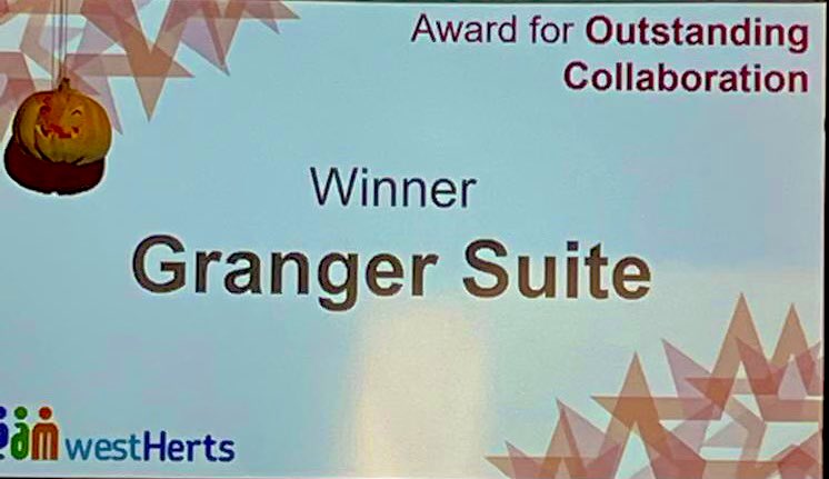 Pope2Emma's tweet photo. Congratulations to the Granger team 🌟 🌟

This award is for every person that has contributed to care of the patients during the pandemic. Anyone who stepped on the unit played their part in supporting the patients and one another.

Proud to have been your matron 🌈❤️ https://t.co/MiMUbid8bx