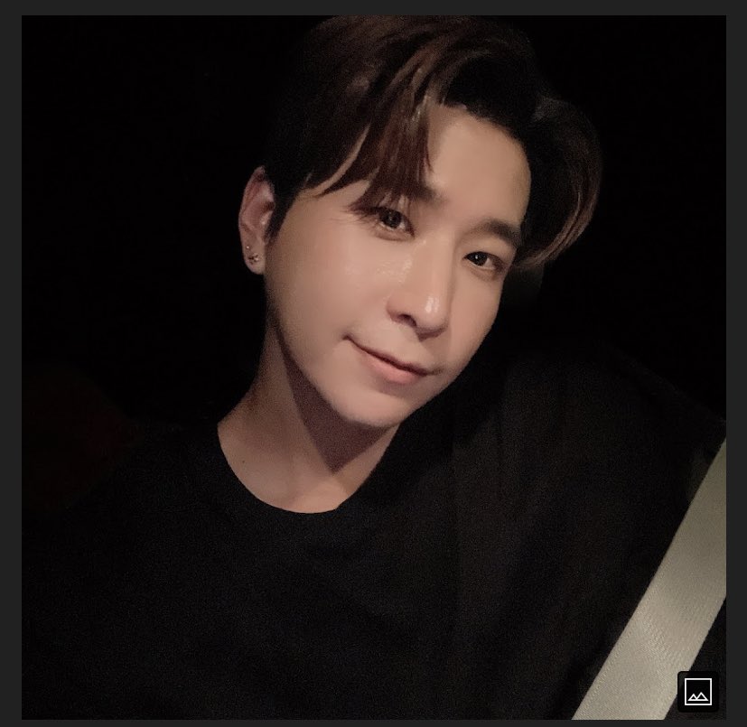 A_BlueMoon08's tweet photo. 😍😍😍Vannie !!! Hombre hermoso ! ❤️

@VAV_official #VAV #STVAN #VANNIE https://t.co/dMh0siiTFE