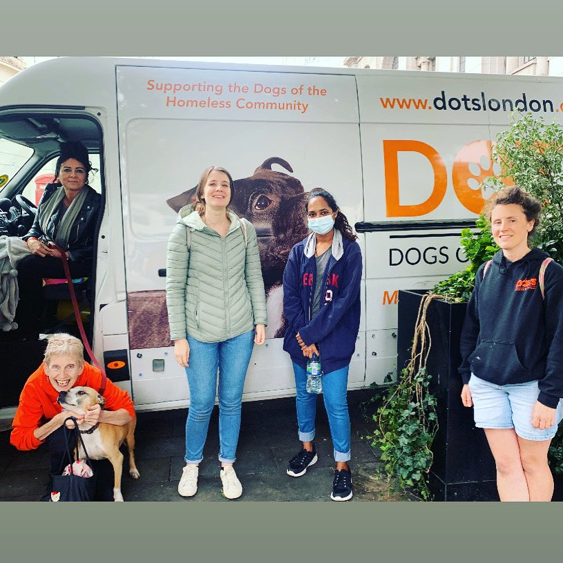Cont......

is very elderly &amp; at the stage where we will have to say farewell tomorrow. 
We are supporting the owner who is very devastated.

Thank you to the team of volunteers today! #DreamTeam 🙏🧡

dogsonthestreets.org