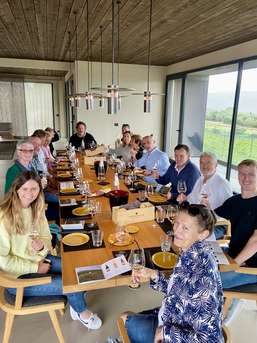 Waud Wines tweet media