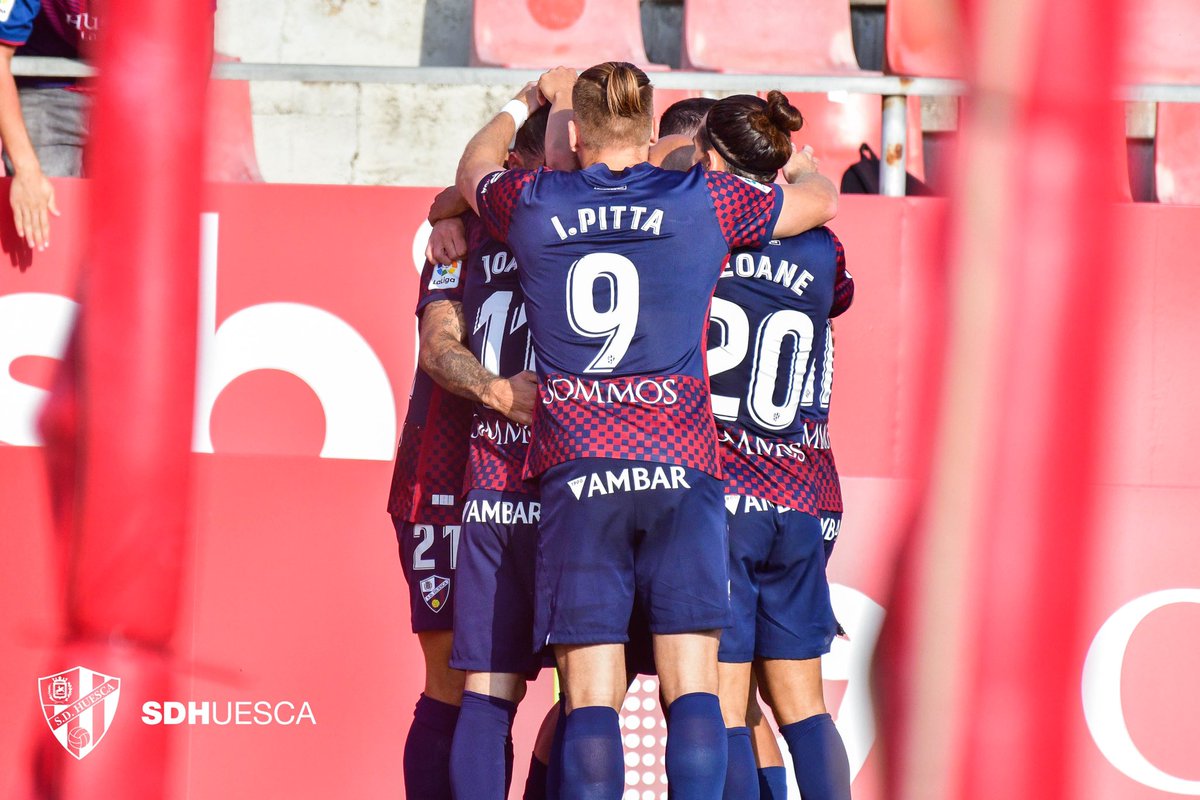 Este es el camino <a href="/SDHuesca/">SD Huesca</a>🔵🔴👏🏻 #sinreblar <a href="/LaLiga/">LALIGA</a> 🦁🔥