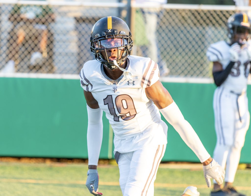 My head is down, I been laying low sticking to the mission I swear…