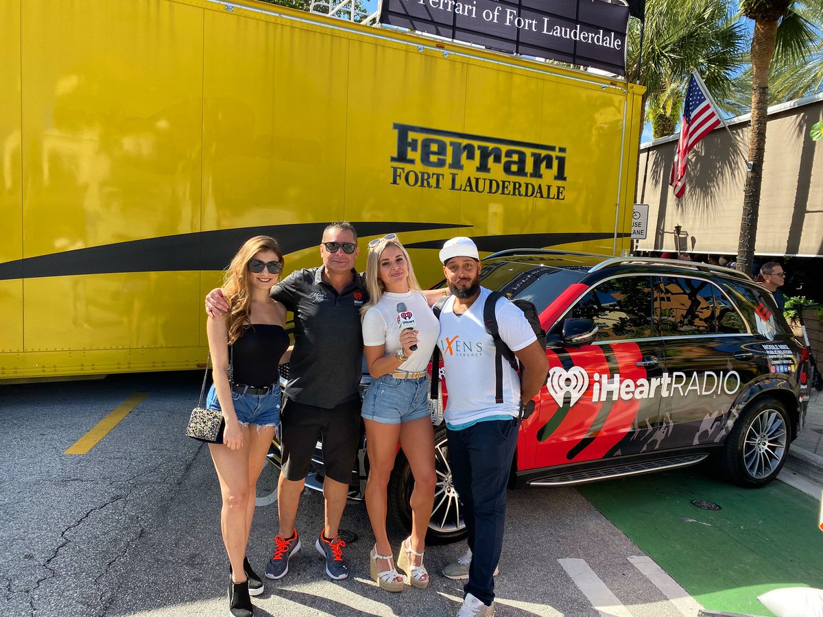 MOBILEMIKE_'s tweet photo. #MobileMike #SundayFunDay #PromotingTheFuture #GetOutAndEnjoyTheBeautifulDay #MakingOurRounds #Ferrari https://t.co/l1C8skK62T