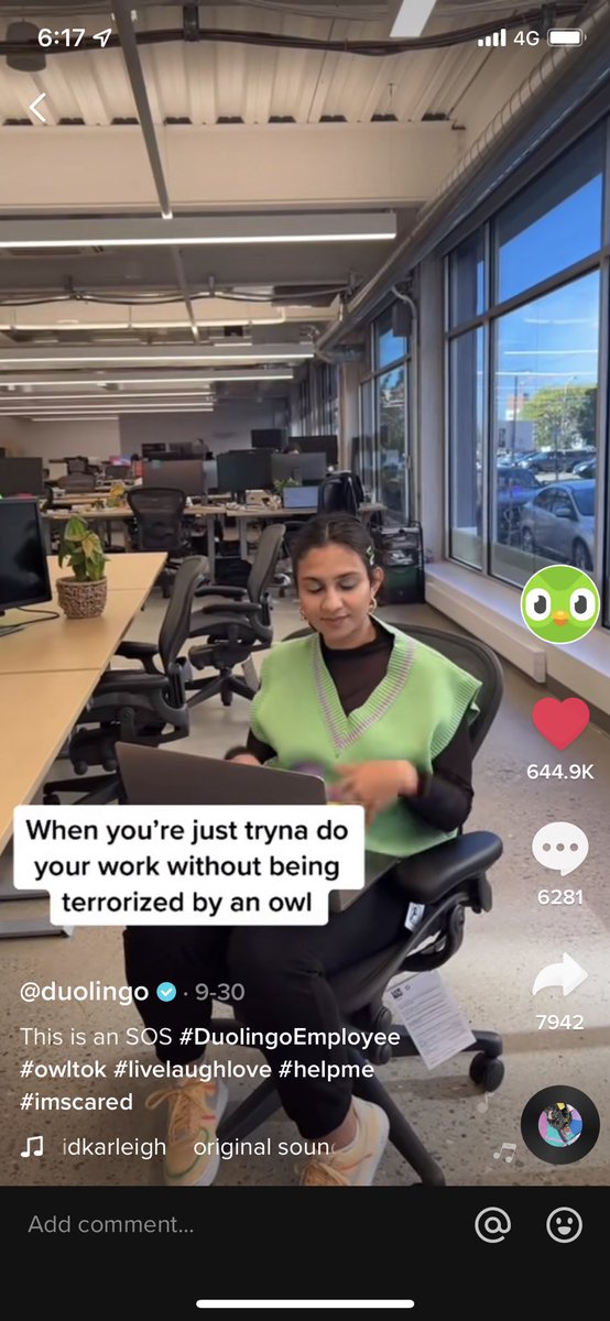 melissauceda's tweet photo. Es interesante como marcas como @duolingo adaptan su tono de comunicación a través de comedia y tendencias en sus redes sociales, cumpliendo así con el modelo de marketing digital RACE con la finalidad de crear comunidad y generar tráfico en su plataforma @FutureStratega https://t.co/4E7YTQz8hd