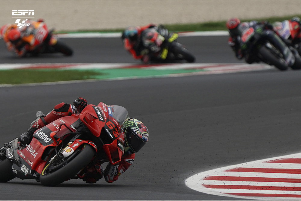 #MotoGPxESPN 

Quedan 3 batallas. ¿Están listos?

24/10 #Misano
7/11 #Portimao
14/11 #Valencia

¡A DISFRUTAR! 🏁😍