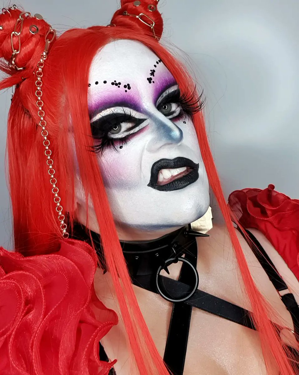 Woohoo spooky season is here 💀 Created this <a href="/gottmik/">Gottmik</a> inspired look for a bit of fun &amp; to creep out the neighbours 😆 Main products: <a href="/norvina/">vina aerty $meow</a> Volume 1 palette, <a href="/PradosBeauty/">Prados Beauty</a> brushes &amp; lashes #halloweencostume #halloweenmakeup #halloween2021