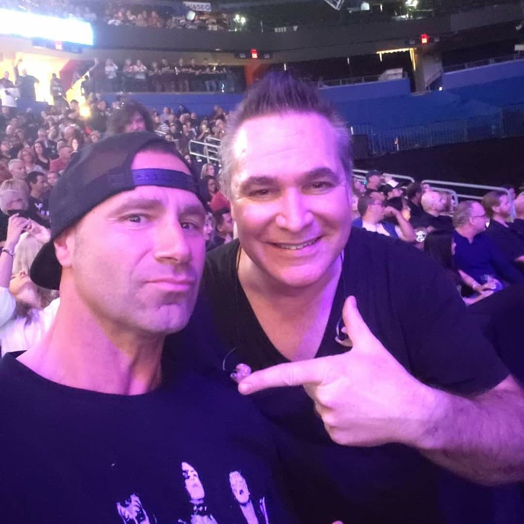 jackbruno70's tweet photo. @PaulStanleyLive Beyond sorry for your loss @PaulStanleyLive he was such an incredible guy, known since high school. Prayers to you, his family and everyone who's been touched by Fran 😢 https://t.co/bSMvOaEWx7