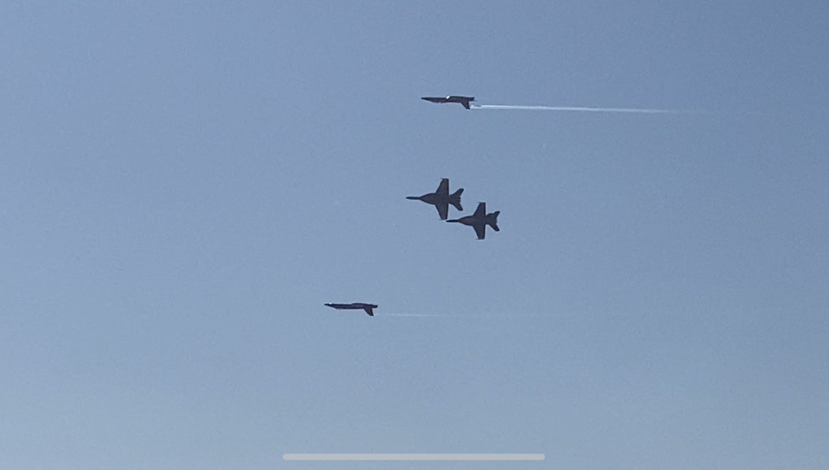 Really great show by the US Navy Blue Angels today. Loveland, Colorado.  #BlueAngels #Navy #LovelandCO @spann