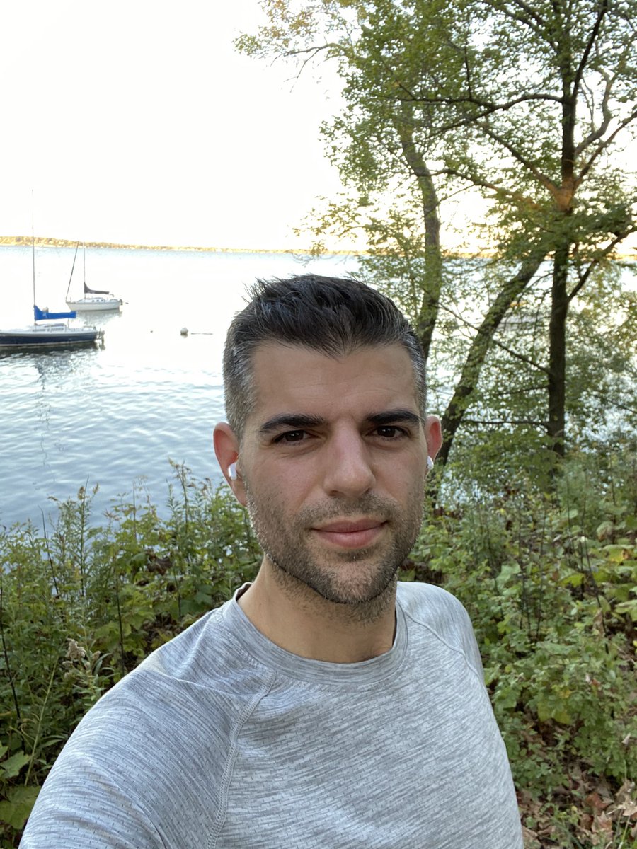 lukejonas27's tweet photo. Perfect evening for a run along Lake Mendota! 2nd run since surgery and knocked 30 seconds off my pace from the 1st. #runningtorecover #zerobugsswallowed https://t.co/DCD8AIvhnT