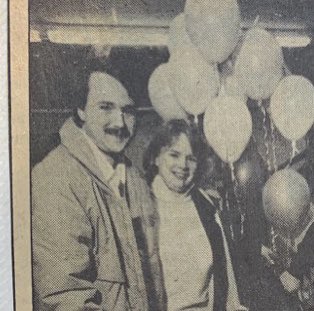 Mcb1132's tweet photo. @JoeListComedy @AreYouGarbage @BenningtonShow @TuesdayStories Smirk?… Maybe! https://t.co/fbDOcJjy4l