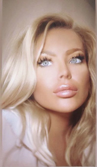#goodnight #looser https://t.co/9CHT8W1nEO<a href="/tag/goodnight"class="tags">#goodnight</a><a href="/tag/looser"class="tags">#looser</a>